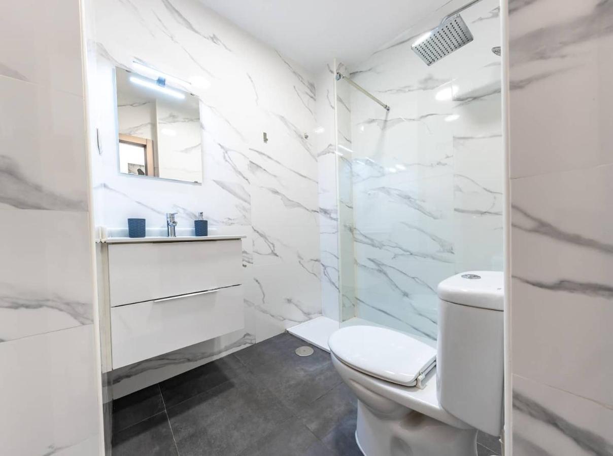Private Rooftop & Elegant Studio - Center By Rems Apartment Málaga Exterior foto
