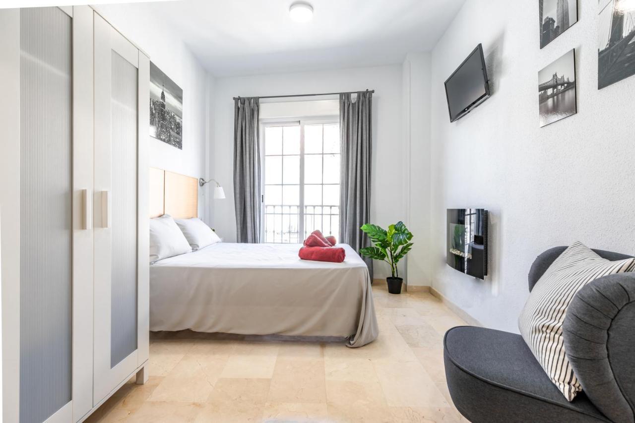 Private Rooftop & Elegant Studio - Center By Rems Apartment Málaga Exterior foto